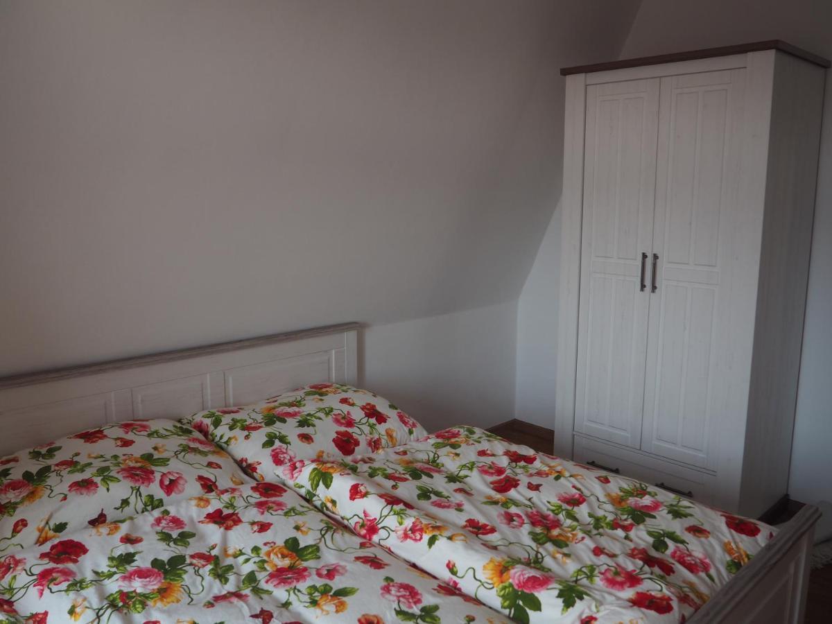 Apartmany Nejdek Exteriör bild